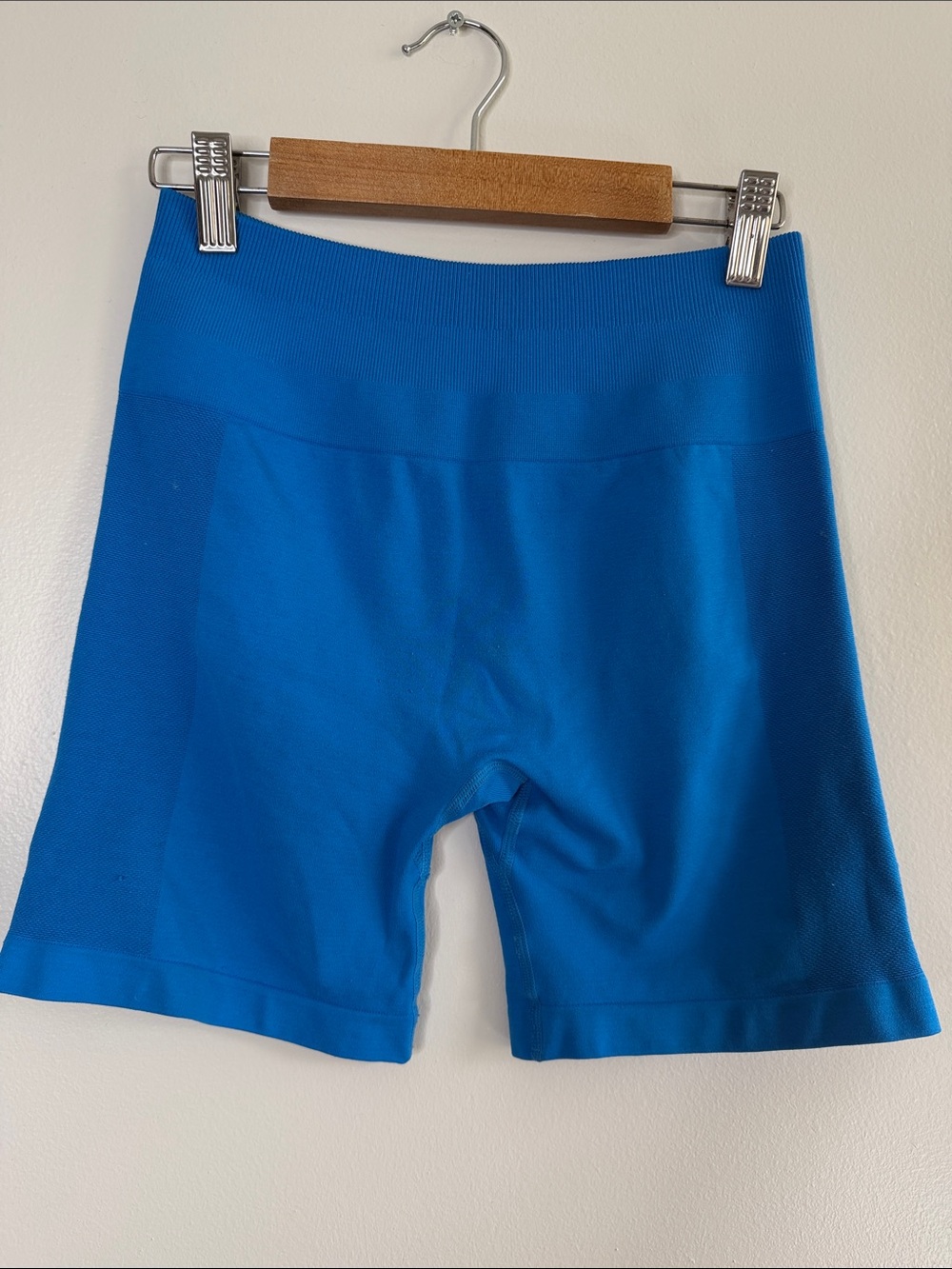 Aurola XS blue workout gym shorts